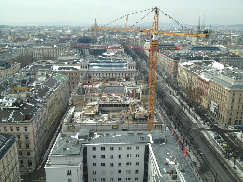Noch ist es eine Baustelle: Hier ein Blick vom 20. Stockwerk des Ringturms.