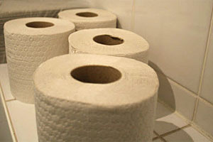 Rund 70 Prozent der Betroffenen machen sich Sorgen, ob sie eine Toilette parat haben, wenn sie außerhalb ihres Zuhauses sind. Rund 70 Prozent der Betroffenen machen sich Sorgen, ob sie eine Toilette parat haben, wenn sie außerhalb ihres Zuhauses sind.