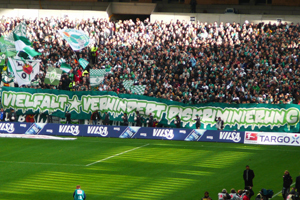 Vorbild Werder Bremen: "Vielfalt verhindert Diskriminierung". Mehr Fotos zu den Aktivitäten finden Sie hier. Vorbild Werder Bremen: "Vielfalt verhindert Diskriminierung". Mehr Fotos zu den Aktivitäten finden Sie hier.