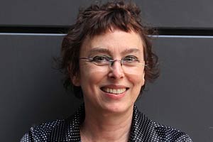 Karina Ressler ist das Aushängeschild der österreichischen Cutterinnen-Szene. Karina Ressler ist das Aushängeschild der österreichischen Cutterinnen-Szene.