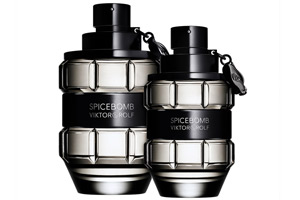 Spicebomb, ein Männerparfum im Flakon in Gestalt einer Granate. Spicebomb, ein Männerparfum im Flakon in Gestalt einer Granate.
