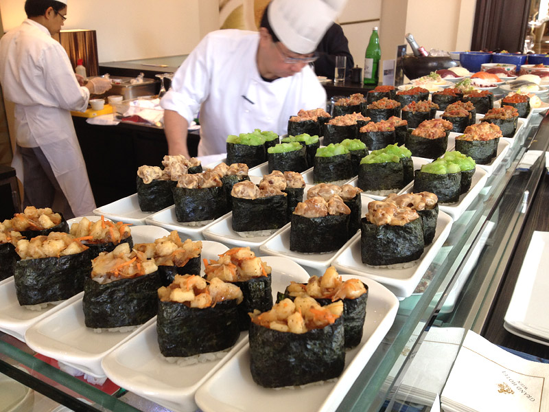 Sakai-San und sein Montagmittagsbuffet
Unkai zum Durchkosten, Menü für 31 Euro