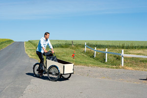 Claus Meyer auf der Insel Lilleø, wo er ein Landgut betreibt, ... Claus Meyer auf der Insel Lilleø, wo er ein Landgut betreibt, ...