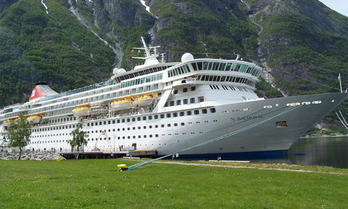 Die Balmoral wird die exakt selbe Route noch einmal befahren.
Informationen: Titanic Memorial Cruise