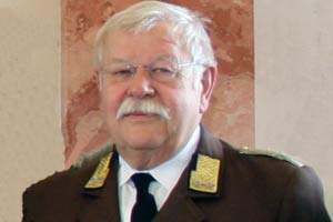 Günter Annerl war als erster Feuerwehrmann an der Unfallstelle in Pöchlarn. Günter Annerl war als erster Feuerwehrmann an der Unfallstelle in Pöchlarn.
