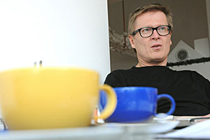 So manches, was wir von uns glauben, ist Illusion; in der Causa Kampusch
 steckt eine seltsame Altherrengeilheit: Paulus Hochgatterer, Kinder- 
und Jugendpsychiater und Schriftsteller.