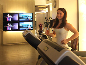 Immer mehr junge Leute sehen ihren Körper als "Kapital", und das senkt den Altersschnitt im Fitnessstudio zunehmend - das zeigt auch ein Lokalaugenschein des SCHÜLERSTANDARD bei John Harris.