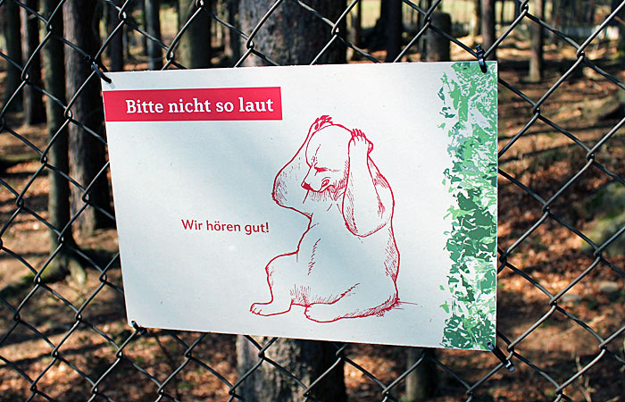 Der Bärenwald ist kein Zoo. Die Bären haben viele Rückzugsmöglichkeiten.