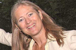 WECF-Geschäftsführerin Sascha Gabizon: "In Zeiten der Wirtschaftsglobalisierung brauchen die Ärmsten vor allem rechtlichen Schutz." WECF-Geschäftsführerin Sascha Gabizon: "In Zeiten der Wirtschaftsglobalisierung brauchen die Ärmsten vor allem rechtlichen Schutz."