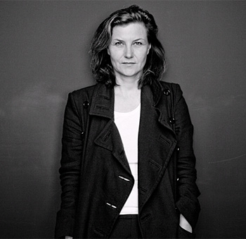 "Mit den 'Gefickten der westlichen Industriegesellschaft' reden wir ja 
nicht. Wir fragen sie nicht, wie es ihnen geht, was sie machen oder 
denken," so Jacqueline Kornmüller.