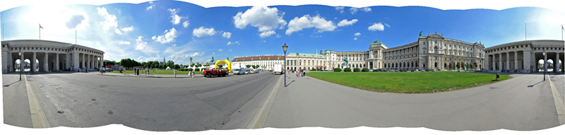 Rundumblick über den Heldenplatz.
