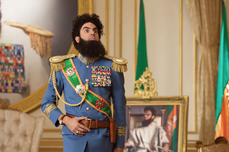 Strammstehen mit General Aladeen, Alleinherrscher über den Staat Wadiya 
und die jüngste Erfindung von Sacha Baron Cohen. 