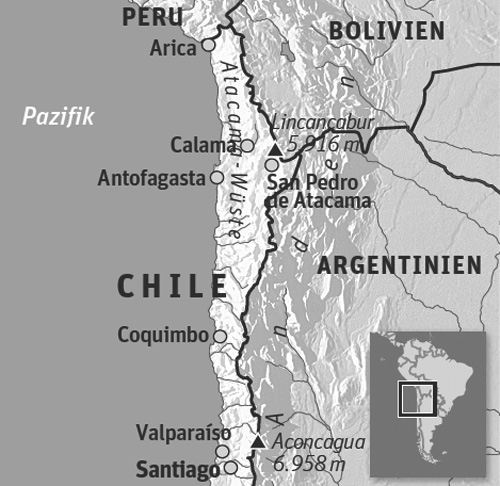 Anreise &amp; UnterkunftReisezeit: Ganzjährig, praktisch niederschlagsfrei. Besonders angenehm sind die Monate März bis Juni, September bis November.Anreise: Den Inlandsflughafen Calama erreicht man über Santiago de Chile u. a. mit Lan Chile - die chilenische Fluglinie bietet auch einen Air-Pass für weitere Inlandsflüge an.Veranstalter-Tipp: "Faszination Atacama-Wüste" über www.kuoni.at, Tel.: 01/512 94 00.Info: www.chile.tourismus.de; www.chileinfo.de
