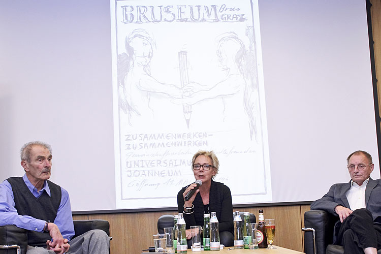 Dominik Steiger (li.), Andrea Schurian und Günter Brus sprachen über ihr vielseitiges Zusammenwirken in der Kunst. 