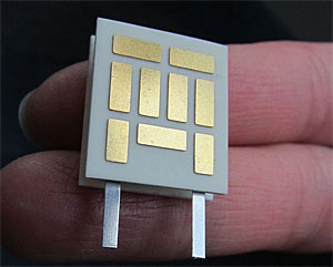 Der neu entwickelte thermoelektrische Generator aus Nano-Silizium. Der neu entwickelte thermoelektrische Generator aus Nano-Silizium.