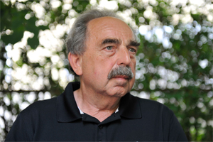 "Im Sicherheitsbüro habe ich oft gesehen, dass hinter Korruption einfach Dummheit und Gier stecken", sagt Max Edelbacher.  