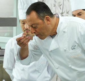 Jean Reno in einer ungewohnten Rolle.