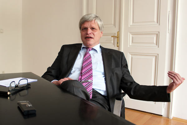 Martin Prunbauer: "Diese alte Vorstellung, dass da ein übermächtiger Vermieter ist, dem ein
 armer, kleiner, eingeschüchterter Mieter gegenübersteht, die ist bitte 
hoffentlich längst vorbei."