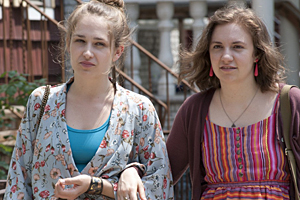 Hannah Horvath (Lena Dunham, rechts) mit Jessa Johansson (gespielt von Jemima Kirke). Hannah Horvath (Lena Dunham, rechts) mit Jessa Johansson (gespielt von Jemima Kirke).