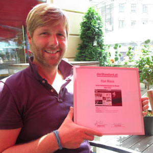 Freut sich über die Magenta-Maus: Roland Geissler, Head of Communications & Brand Management. Freut sich über die Magenta-Maus: Roland Geissler, Head of Communications & Brand Management.