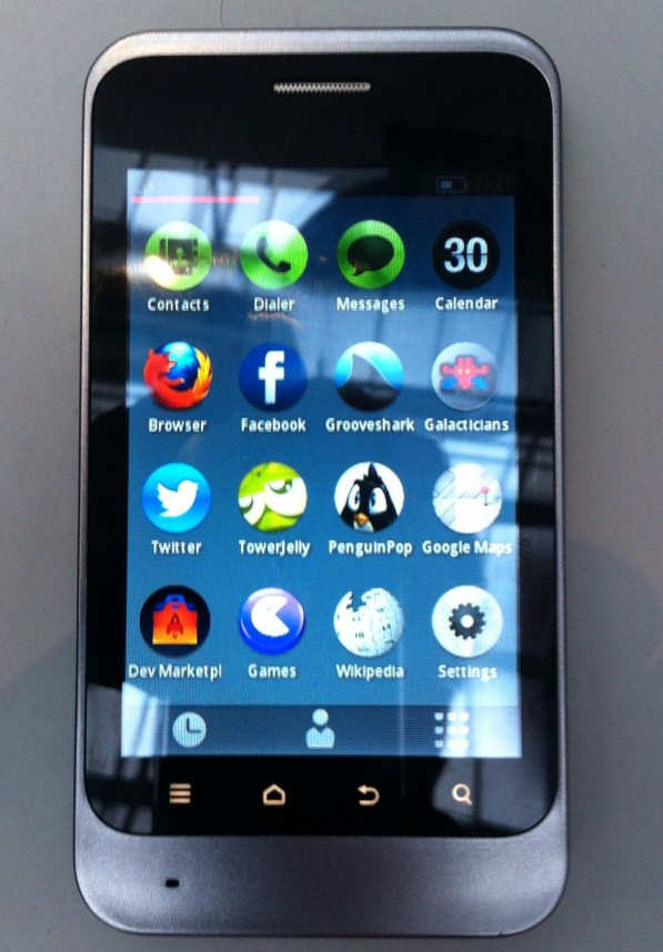 Ein Prototyp von Telefonica mit Mozillas Firefox OS.