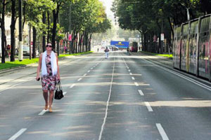 Die autofreie Ringstraße gibt's in Wien einen Tag pro Jahr. Auf Dauer wäre so ein Projekt gegen die Autolobby wohl chancenlos. Die autofreie Ringstraße gibt's in Wien einen Tag pro Jahr. Auf Dauer wäre so ein Projekt gegen die Autolobby wohl chancenlos.
