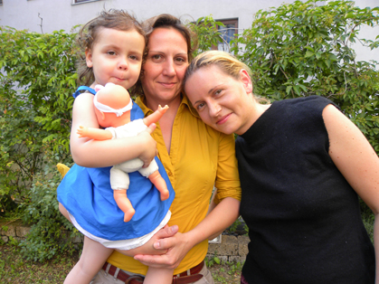 Die Ärztin Eva Masel (re.) mit ihrer Familie.