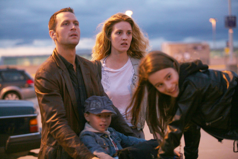 Ein Idyll wird entzaubert: Antoine (Kevin Parent, li.) und seine Familie in "Café de Flore".
