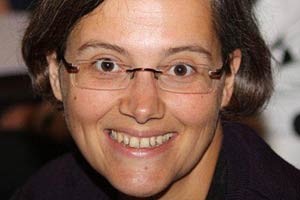 Barbara Schildberger: "Die Frauen kommen jetzt zu einem neuen Bewusstsein und sagen, ich kann
auf meine Bedürfnisse und die meines Kindes selbst hören." Barbara Schildberger: "Die Frauen kommen jetzt zu einem neuen Bewusstsein und sagen, ich kann
auf meine Bedürfnisse und die meines Kindes selbst hören."