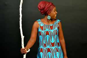 Mercy Dorcas Otieno in "Gott ist ein Deutscher". Mercy Dorcas Otieno in "Gott ist ein Deutscher".