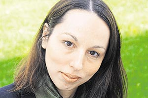 Edith Huber wurde für ihre Netzstalking-Studie prämiert. Edith Huber wurde für ihre Netzstalking-Studie prämiert.