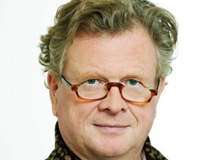"Das Medikament greift die Tumore selektiv an und ist gegen verschiedene Tumore wirksam", sagt Studienleiter Bernhard Keppler von der Fakultät für Chemie der Universität Wien. "Das Medikament greift die Tumore selektiv an und ist gegen verschiedene Tumore wirksam", sagt Studienleiter Bernhard Keppler von der Fakultät für Chemie der Universität Wien.