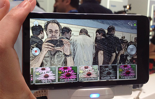 Diverse Bildeffekte werden live am Display angezeigt. 