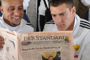 Freunde guter Lektüre: Roberto Carlos und Miroslaw Slawow. Freunde guter Lektüre: Roberto Carlos und Miroslaw Slawow.