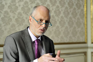 Will ein einheitliches System: Patientenanwalt Bachinger. Will ein einheitliches System: Patientenanwalt Bachinger.