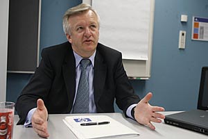 Rudolf Kemler galt ls nicht als parteipolitisch punziert. Rudolf Kemler galt ls nicht als parteipolitisch punziert.