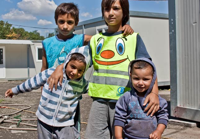 Die meisten Roma in Serbien gelten als "legally invisible". Vor allem Kinder sind zusätzlich von Menschenhandel betroffen.