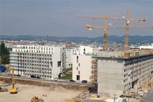 Die Wohnbauförderung wird immer weniger, die gemeinnützigen Bauträger suchen fieberhaft nach alternativen Geldquellen. Die Wohnbauförderung wird immer weniger, die gemeinnützigen Bauträger suchen fieberhaft nach alternativen Geldquellen.