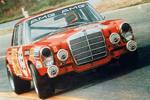 Die "Rote Sau" von Aufrecht und Melcher aus Großaspach: Der Mercedes-Benz 300 SEL 6.8 AMG von 1971. Die "Rote Sau" von Aufrecht und Melcher aus Großaspach: Der Mercedes-Benz 300 SEL 6.8 AMG von 1971.