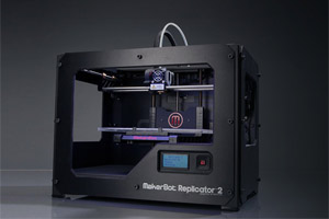 Der MakerBot soll der 3D-Drucker des kleinen Mannes werden. Der MakerBot soll der 3D-Drucker des kleinen Mannes werden.