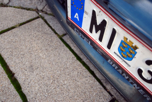 Ein Mistelbacher in Wien: Das geht ab Montag nur noch begrenzt. Bedingung für das Parkpickerl ist der Hauptwohnsitz im Bezirk.