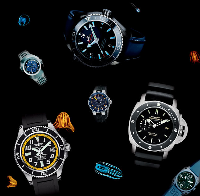 Rado Doppelchronograph, mechanisches Werk, ovale Lünette, Schraubkrone mit Kronenschutz, Saphirglasboden. (links oben) 
Omega Planet Ocean Liquidmetal, Co-Axialwerk, Kaliber 9300, in der Dreizeiger-Version mit Kaliber 8500, wasserdicht bis 600 Meter. (rechts oben)
Breitling Superocean 42, Kaliber 17, Automatik mit verschraubter Krone mit zwei Dichtungen, dicht bis 1500 Meter, 42 mm Durchmesser, 40 Stunden Gangreserve. (links unten)
Oris Tubbataha Limited Edition, mechanisches Automatikwerk, Titangehäuse, Heliumventil, bis 500 Meter wasserdicht, unterstützt den Erhalt des philippinischen Tubbataha-Riffs.(Mitte)
Panerai Luminor Submersible 1950 Amagnetic Titaniol, Eigenkaliber P 9000, mechanisch mit Automatikaufzug, drei Tage Gangreserve, Gehäuse, Gehäuseboden, Kronenschutz- brücke in satiniertem Titan. (rechts) 
Bell &amp; Ross Blue Ceramic, 42 Millimeter Durchmesser, wasserdicht bis 100 Meter. (rechts unten)