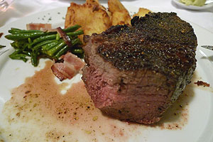 So sah das Sirloin übrigens innen aus. So sah das Sirloin übrigens innen aus.