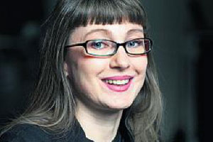 Gabriele Petricek lebt in Wien. Von ihr erschienen: "Zimmerfluchten",
Erzählungen (2005, Literaturedition NÖ), "Von den Himmeln, Triptychon" (2009,
Sonderzahl), "Joyce's Choice oder Ein Hund kam in die Küche" (2011, Sonderzahl). Gabriele Petricek lebt in Wien. Von ihr erschienen: "Zimmerfluchten",
Erzählungen (2005, Literaturedition NÖ), "Von den Himmeln, Triptychon" (2009,
Sonderzahl), "Joyce's Choice oder Ein Hund kam in die Küche" (2011, Sonderzahl).