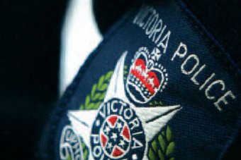 Die Polizisten sehen ihre Menschenrechte verletzt.
