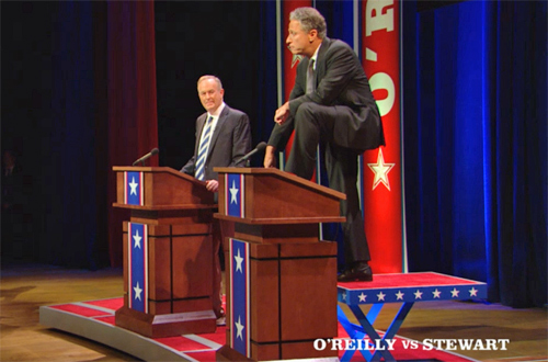 Jon Stewart hat sich wegen des eklatanten Größenunterschieds (fast 30 cm) zwischen ihm und O'Reilly eine Hebebühne besorgt.