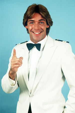 Sascha Hehn reist wieder mit dem "Traumschiff", diesmal gleich als Kapitän. Sascha Hehn reist wieder mit dem "Traumschiff", diesmal gleich als Kapitän.