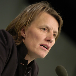 "Es wird sicher Menschen geben, die sich von gerichtlichen Urteilen
beeindrucken lassen. Aber ich glaube, dass sich die RichterInnen und
Ministerinnen hier überschätzen", sagt Daniela Musiol, Familiensprecherin der Grünen. "Es wird sicher Menschen geben, die sich von gerichtlichen Urteilen
beeindrucken lassen. Aber ich glaube, dass sich die RichterInnen und
Ministerinnen hier überschätzen", sagt Daniela Musiol, Familiensprecherin der Grünen.