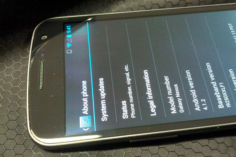 Galaxy Nexus mit Android 4.1.2.