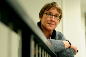 "Obacht, Populisten! Philosophieren in der Schule fördert 
selbstbestimmtes Urteilsvermögen, sagt Christa Runtenberg."
 